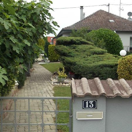 Eguisheim Village Prefere Des Francais Grand Studio Bagian luar foto