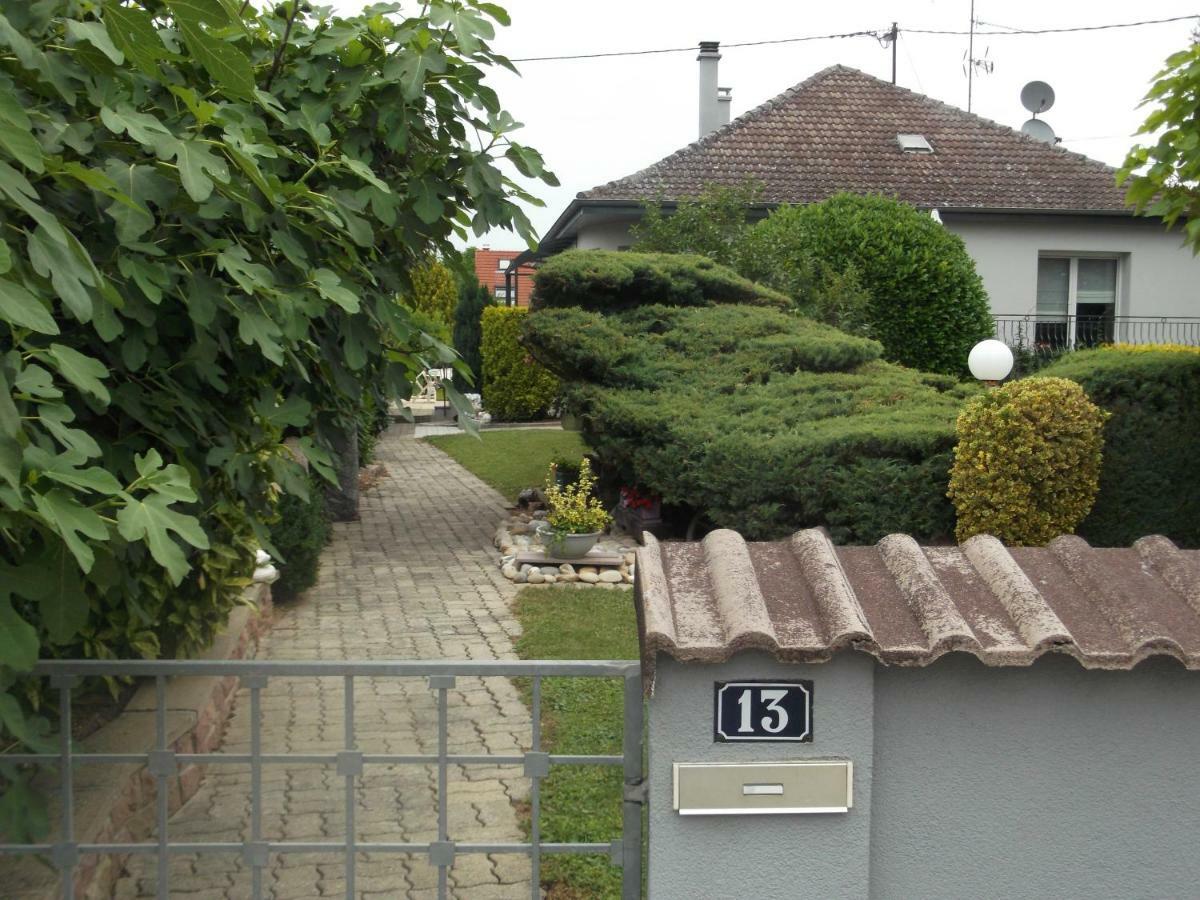 Eguisheim Village Prefere Des Francais Grand Studio Bagian luar foto
